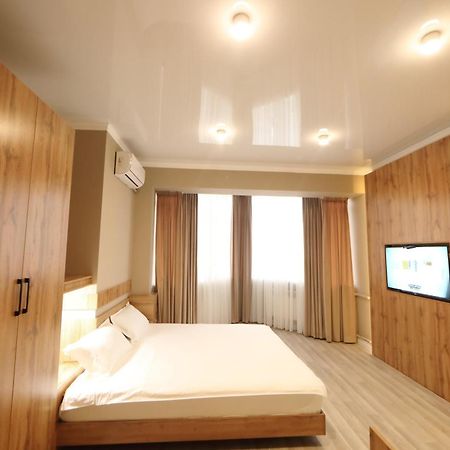 Cozy Hostel Bishkek Ngoại thất bức ảnh