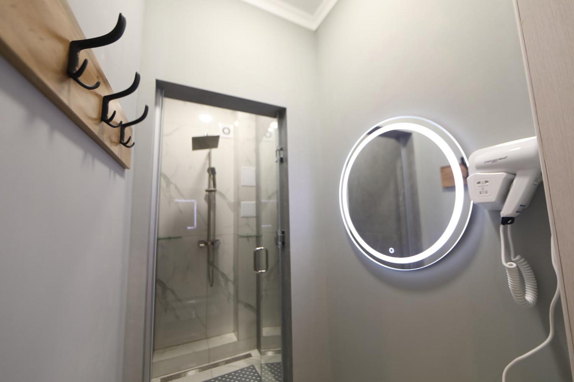 Cozy Hostel Bishkek Ngoại thất bức ảnh
