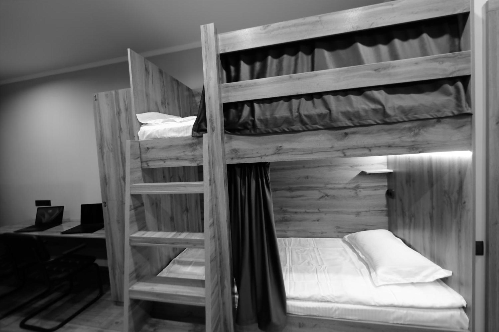 Cozy Hostel Bishkek Ngoại thất bức ảnh