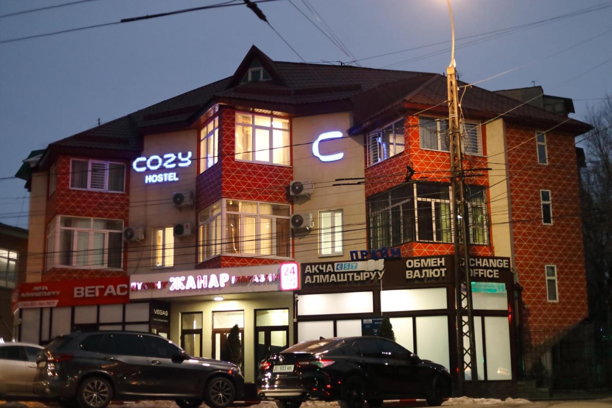Cozy Hostel Bishkek Ngoại thất bức ảnh