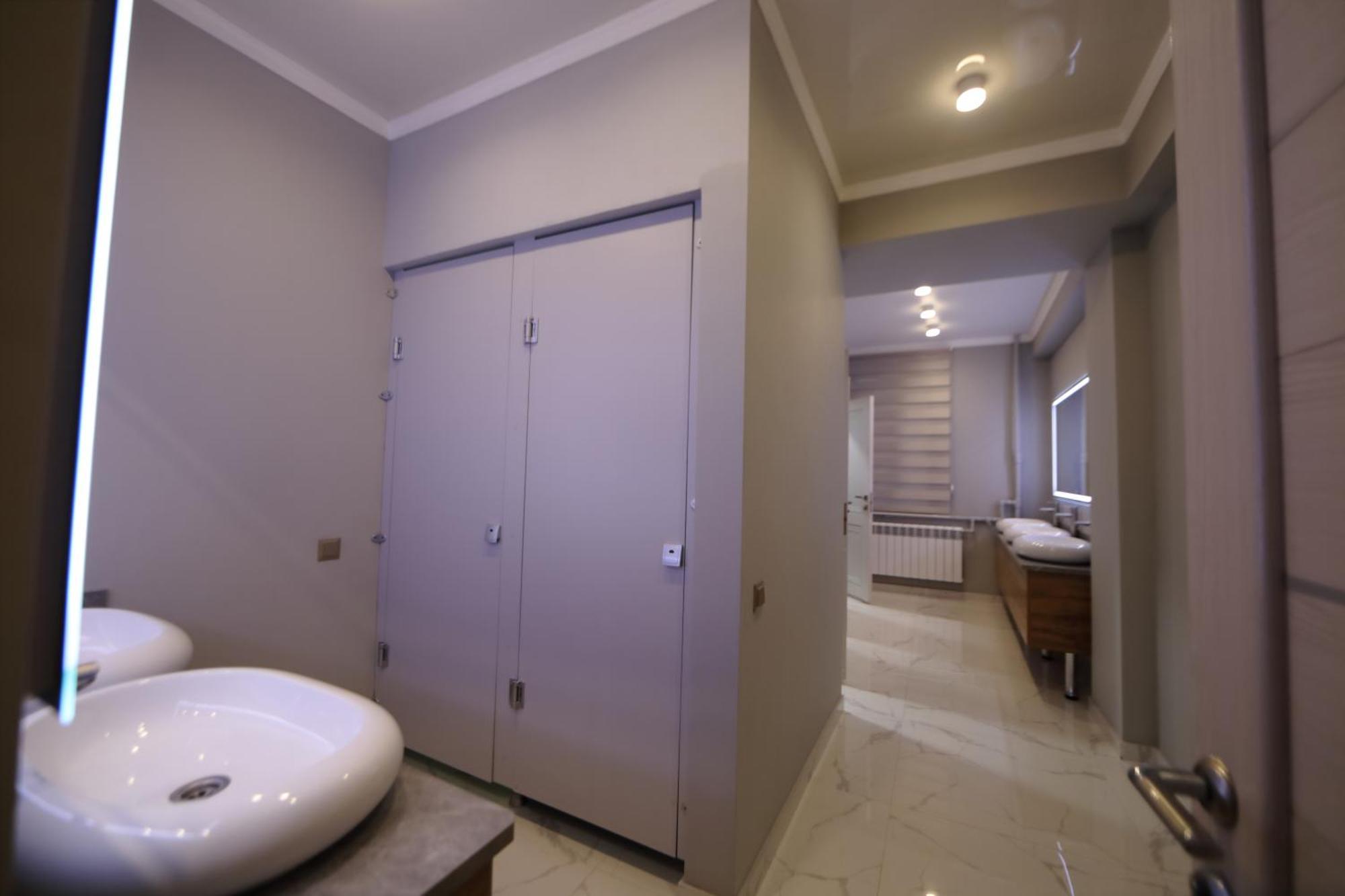 Cozy Hostel Bishkek Ngoại thất bức ảnh