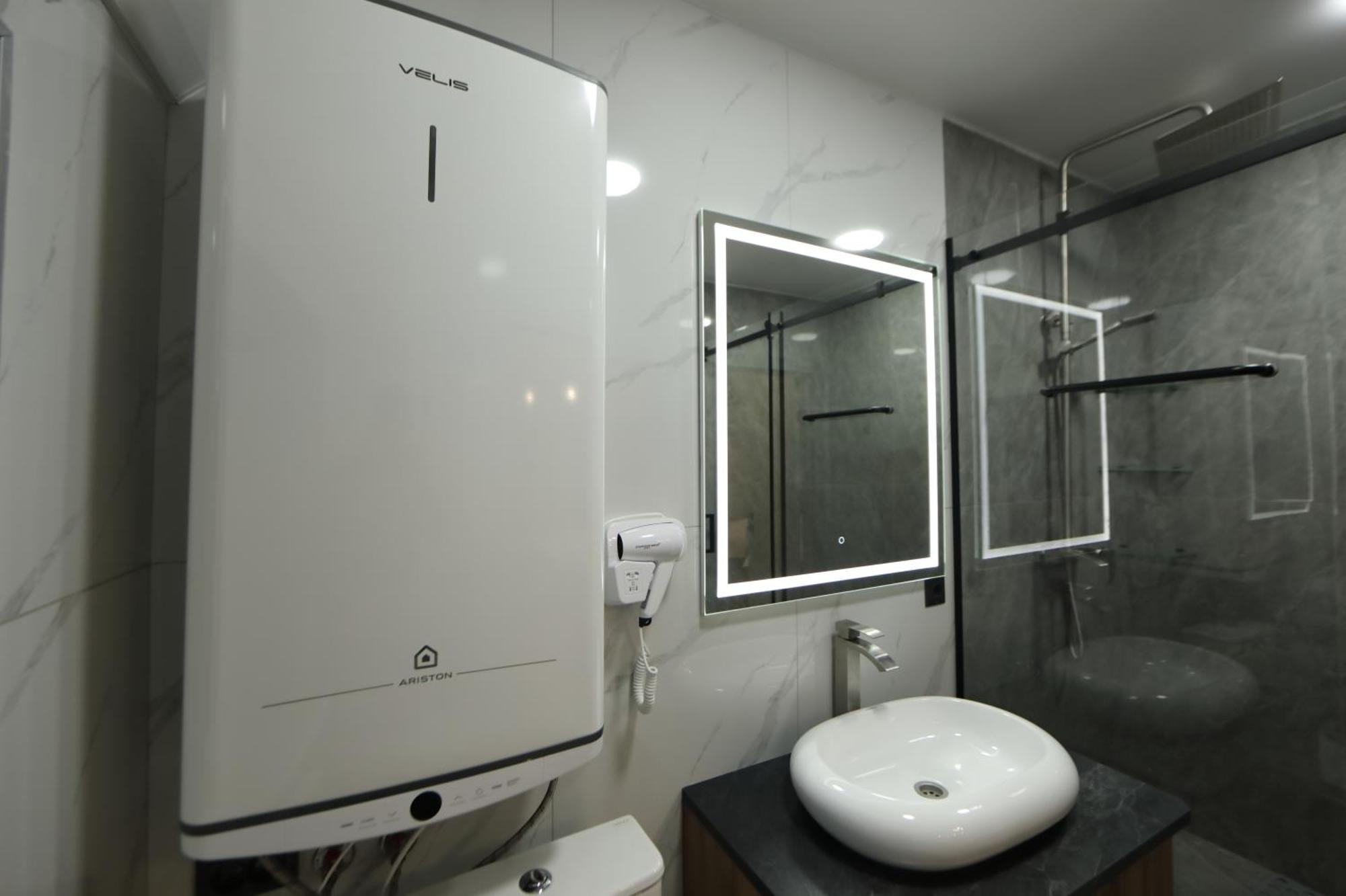 Cozy Hostel Bishkek Ngoại thất bức ảnh