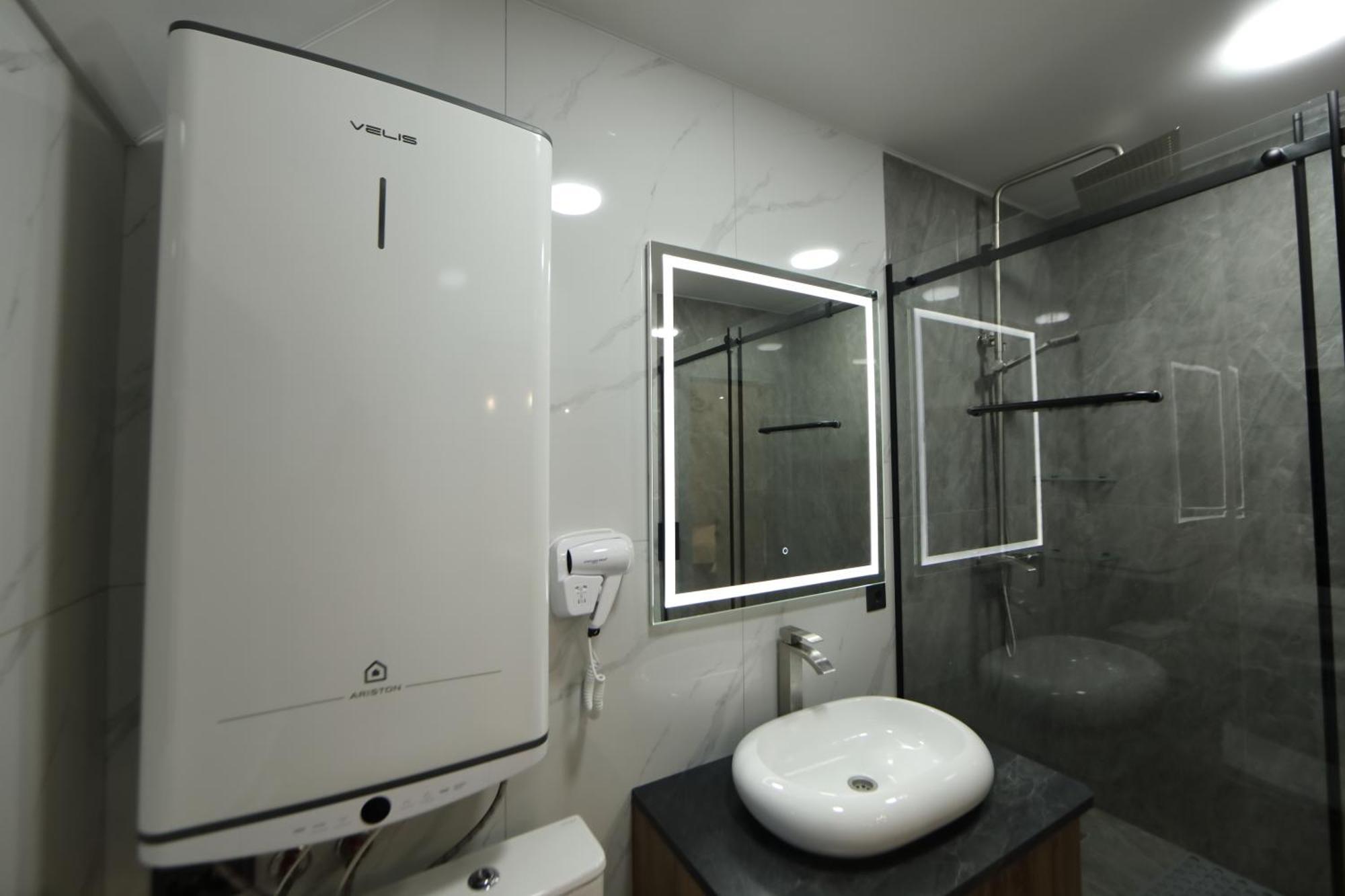 Cozy Hostel Bishkek Ngoại thất bức ảnh
