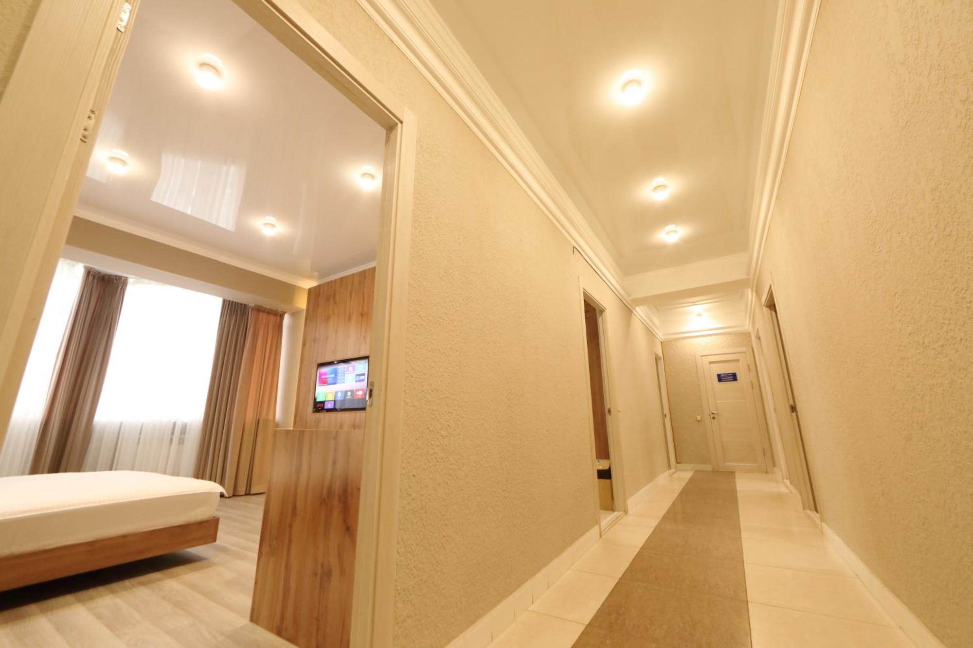 Cozy Hostel Bishkek Ngoại thất bức ảnh