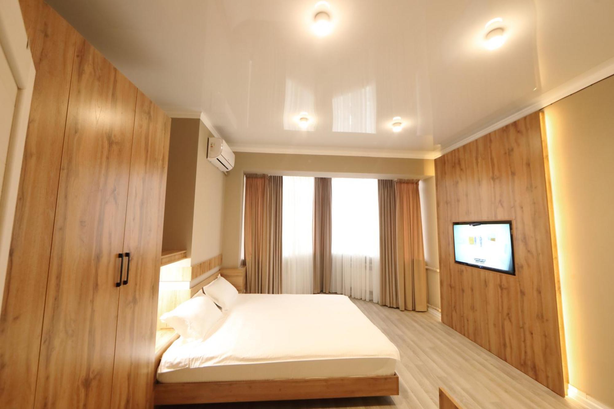 Cozy Hostel Bishkek Ngoại thất bức ảnh
